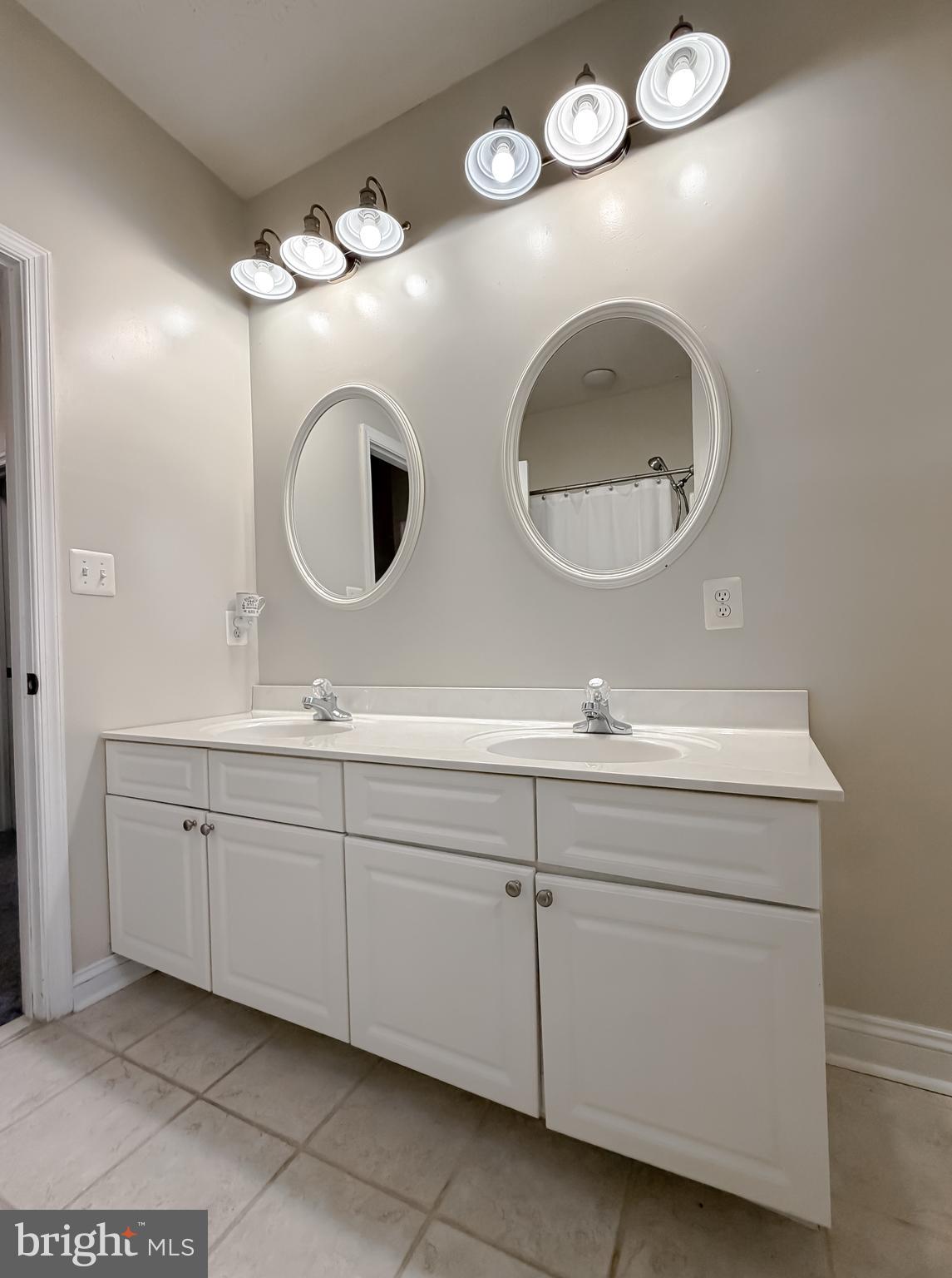 SWAN POINT SUB - Residential