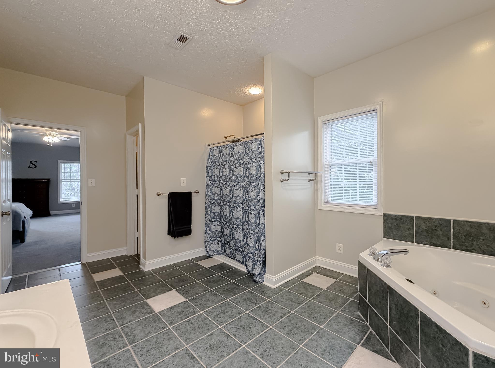 SWAN POINT SUB - Residential