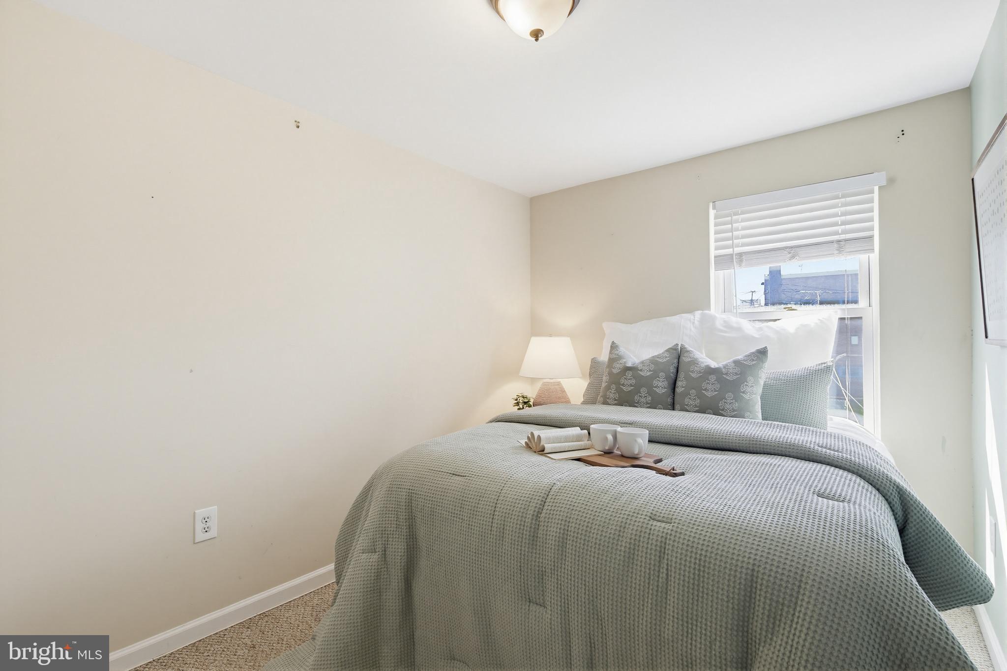 RIVERSIDE - Residential