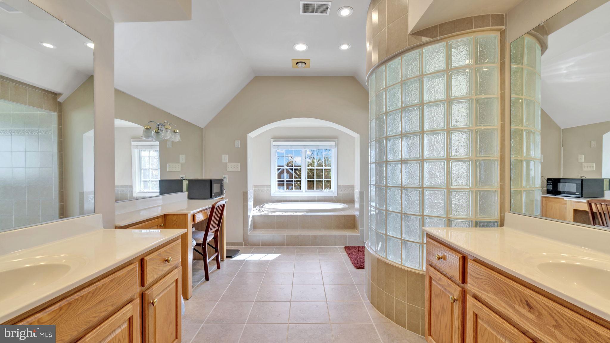 WOODMORE NORTH - Residential