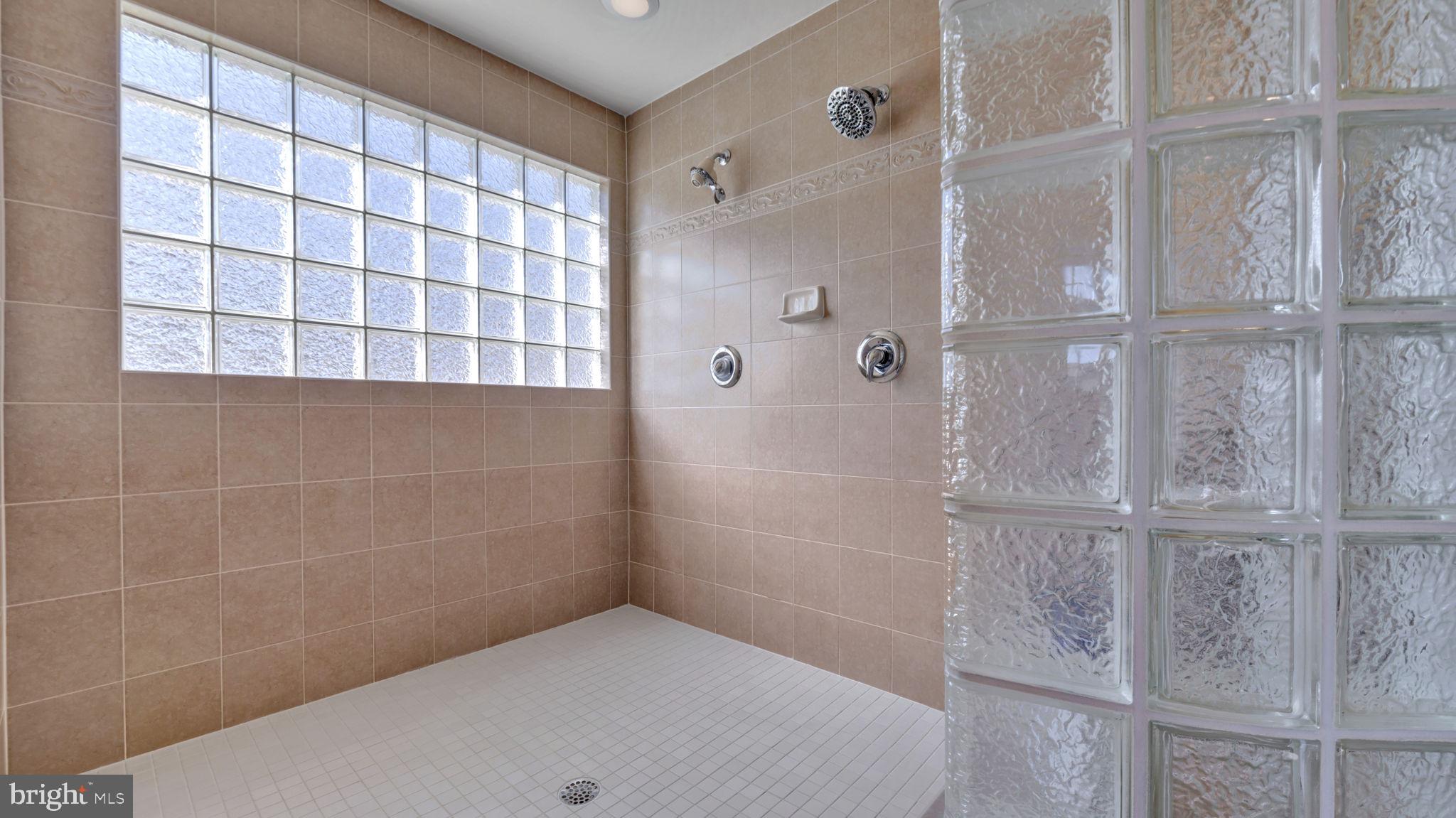 WOODMORE NORTH - Residential