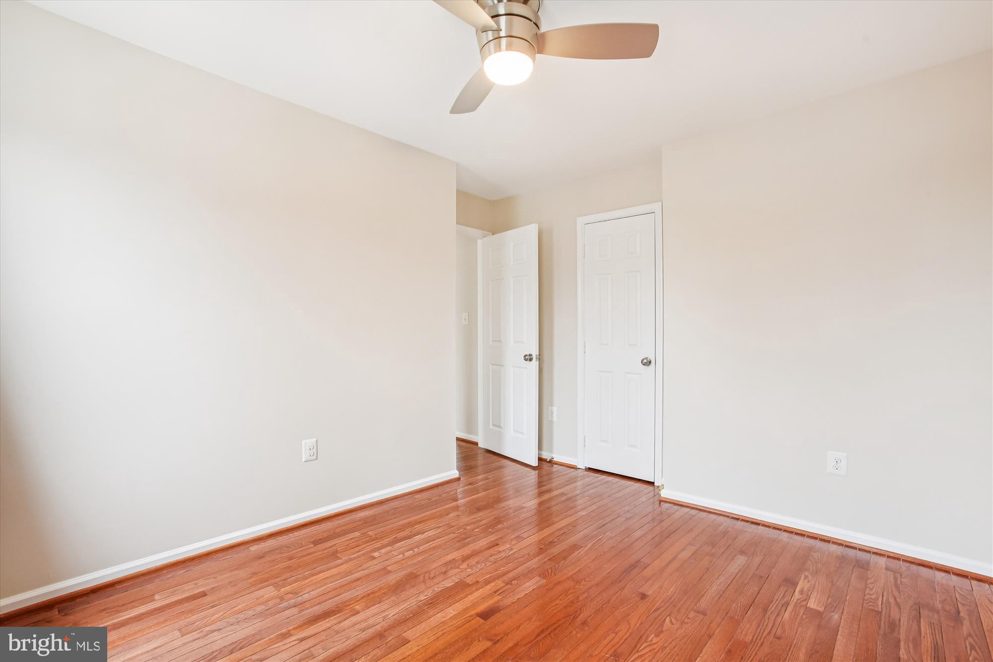 SHADOWBROOK - Residential Lease