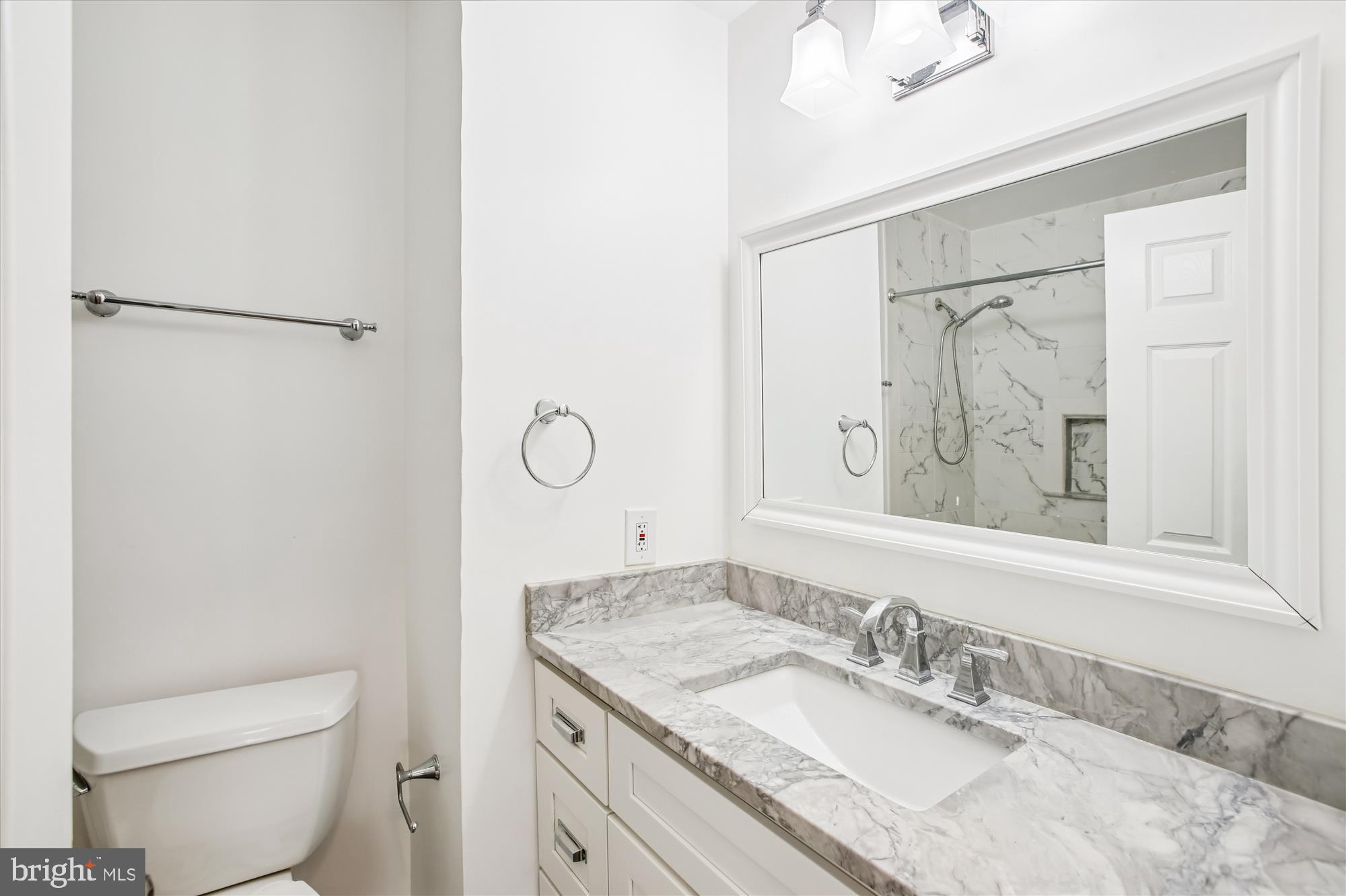 SHADOWBROOK - Residential Lease