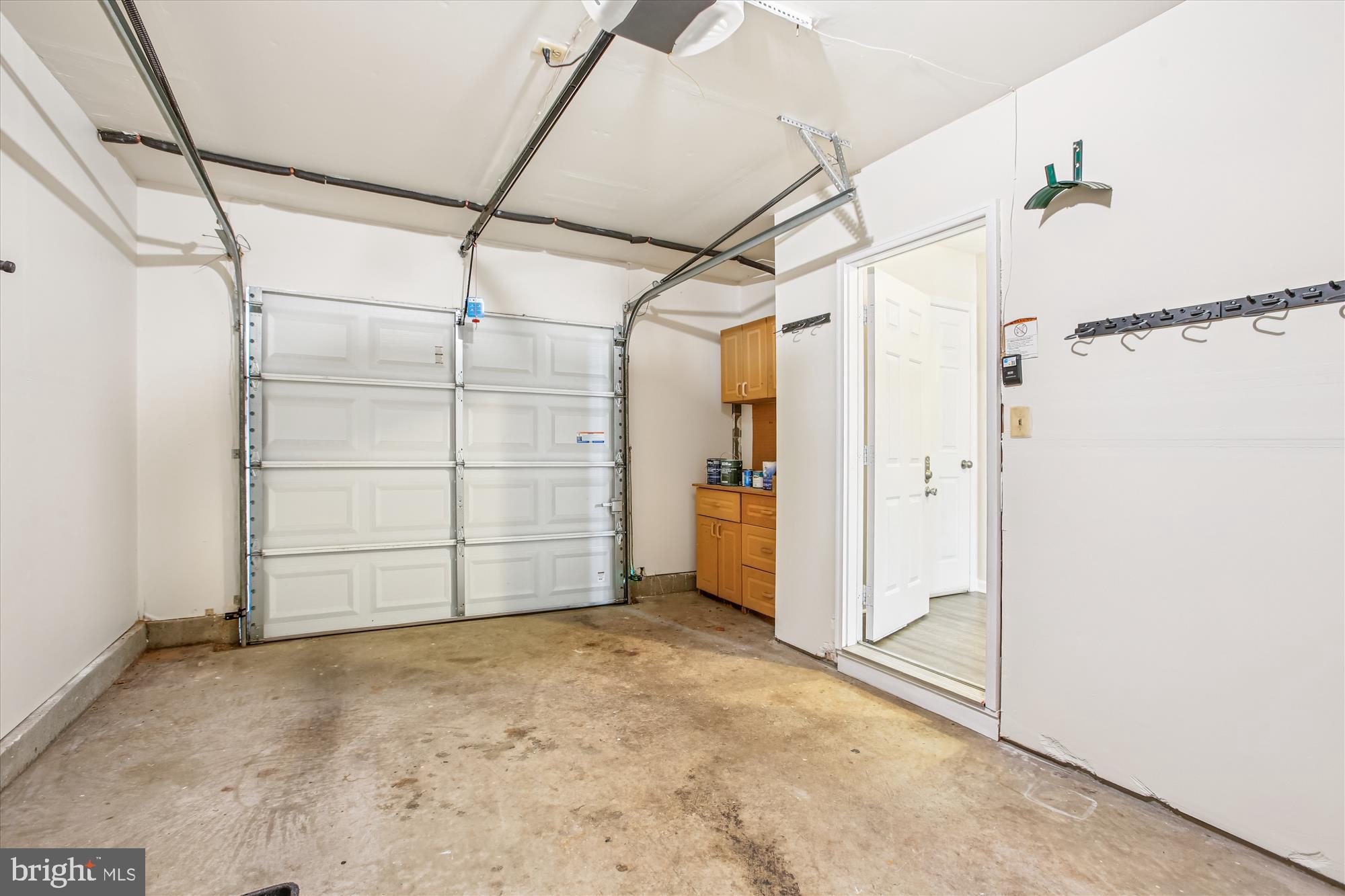 SHADOWBROOK - Residential Lease