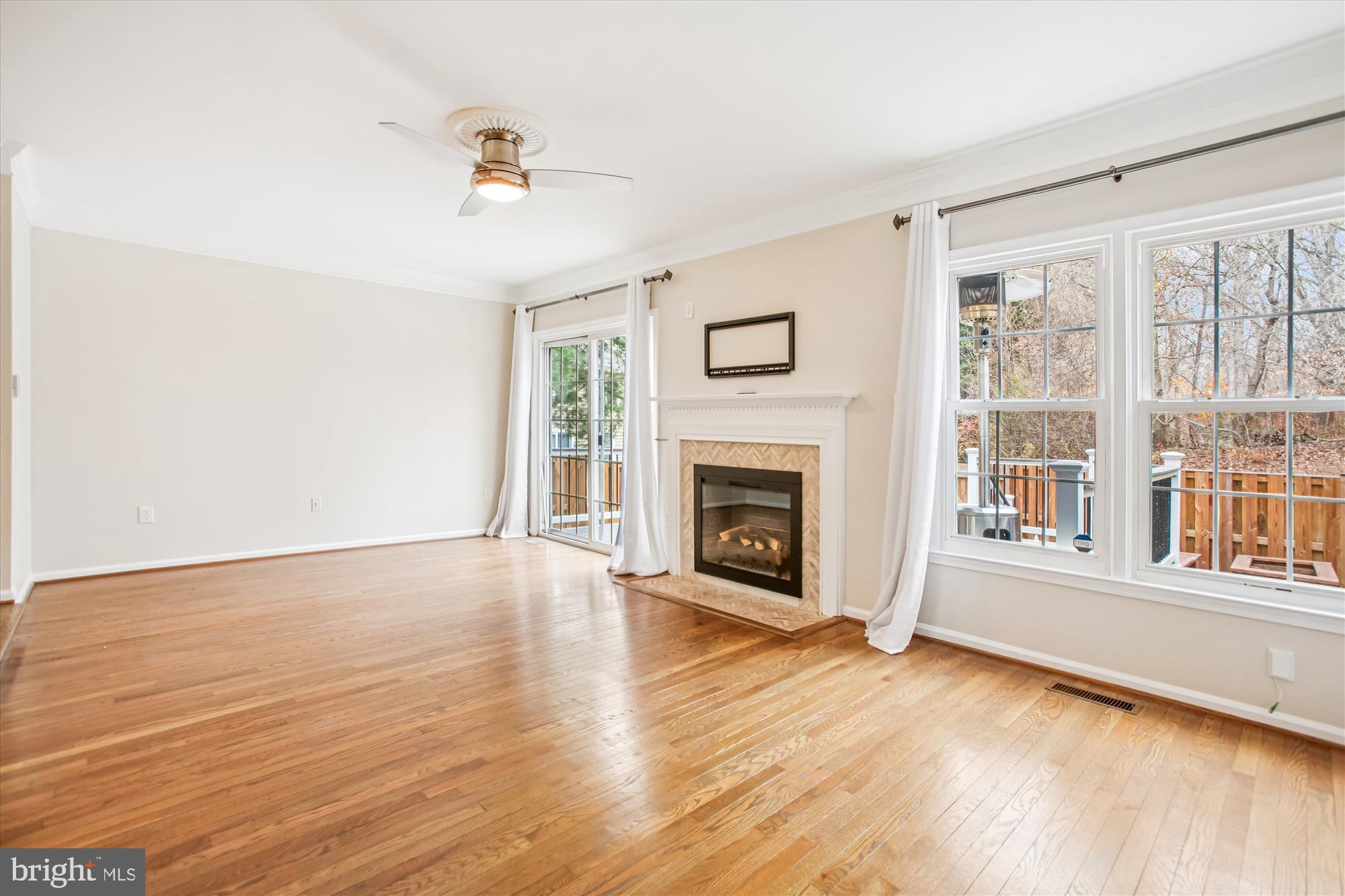 SHADOWBROOK - Residential Lease