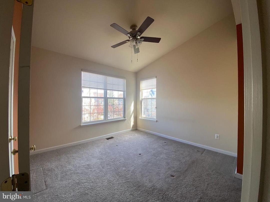 HAMPSHIRE HALL CONDO - Residential