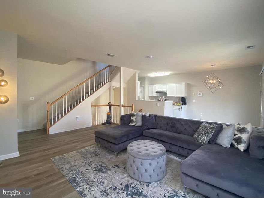 Welcome to 14503 Hampshire Hall Court. This condo features 3 levels with 2 bedrooms, 3 full baths and 1 half bathroom. The third level loft can be used a den, office or recreation area. It also has a full bathroom on the loft level. Open concept kitchen and living area. Come see how you can make this space your own, before it's too late!