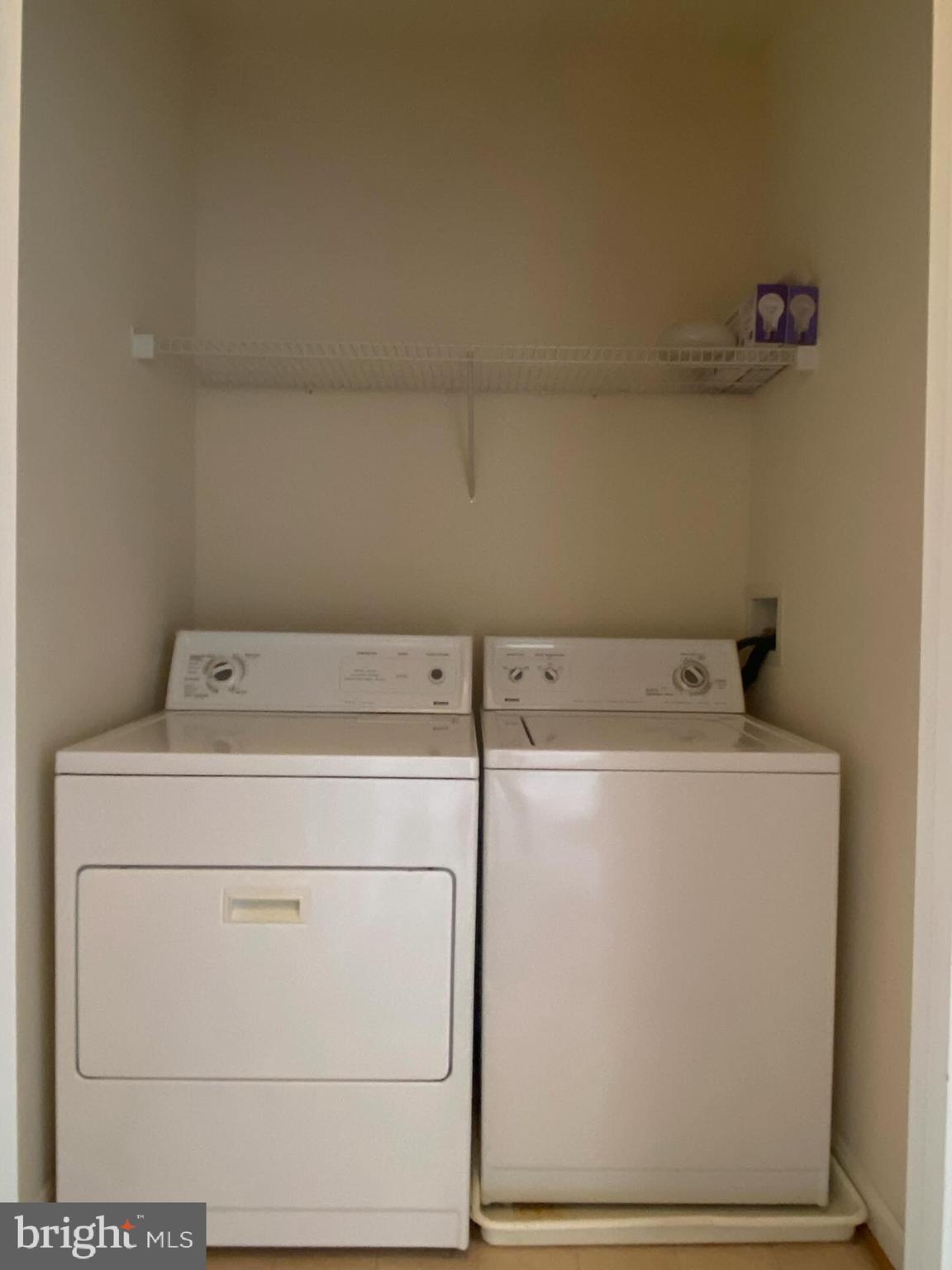 HAMPSHIRE HALL CONDO - Residential