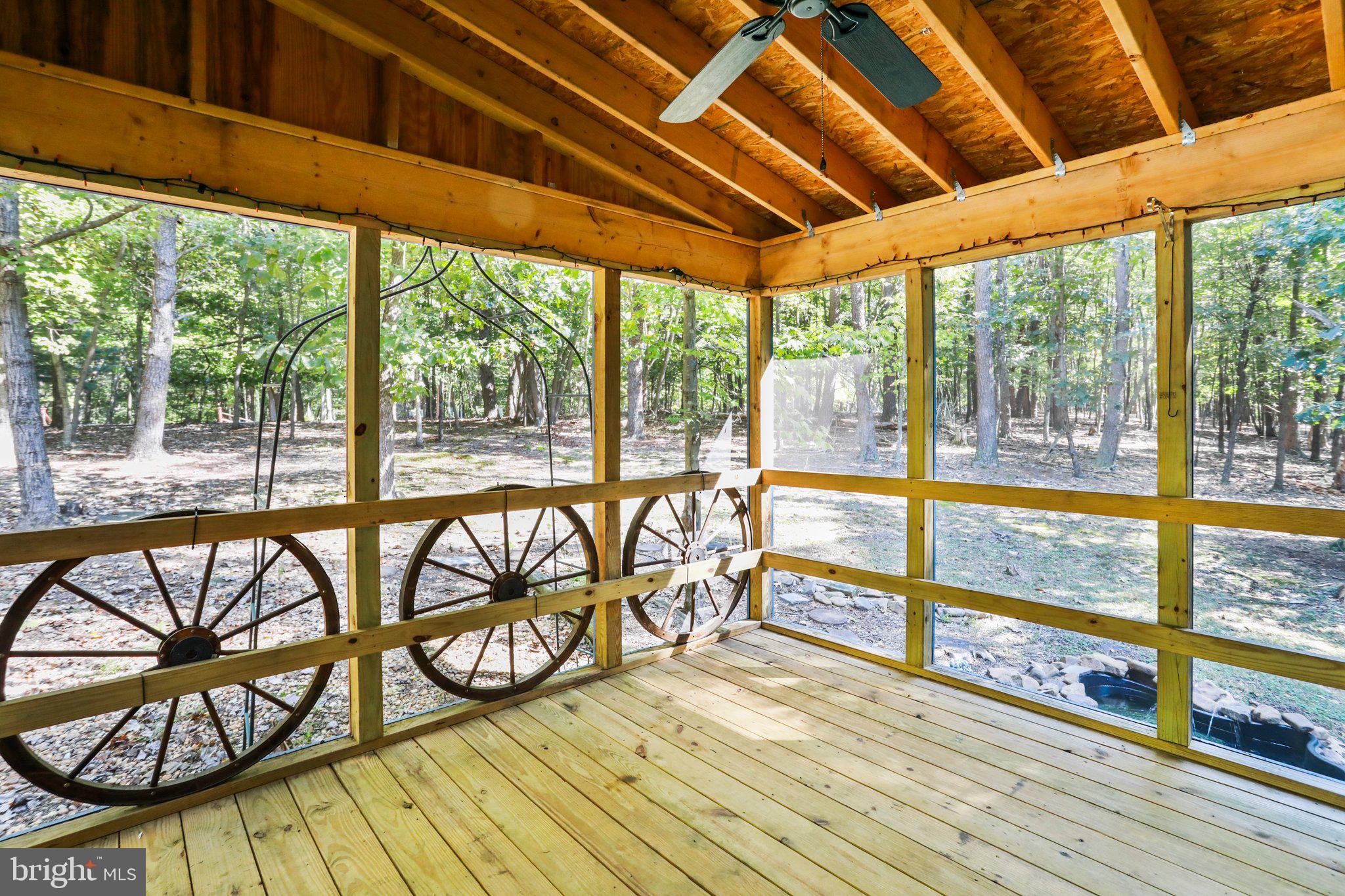 THE WOODS - Residential