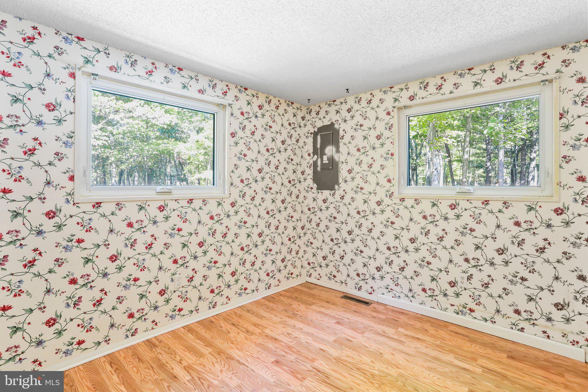 THE WOODS - Residential