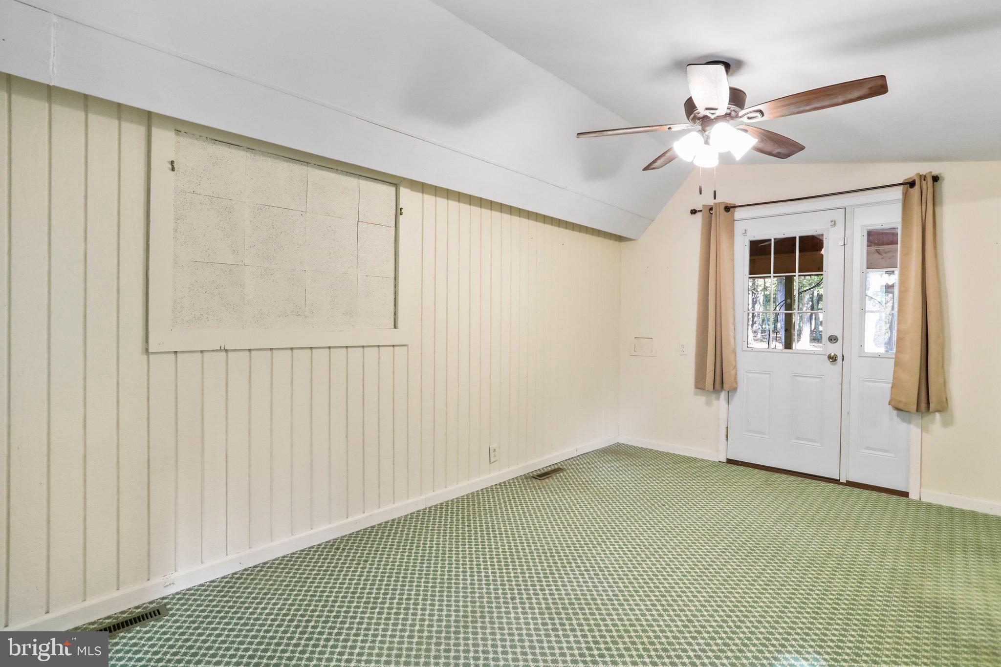 THE WOODS - Residential