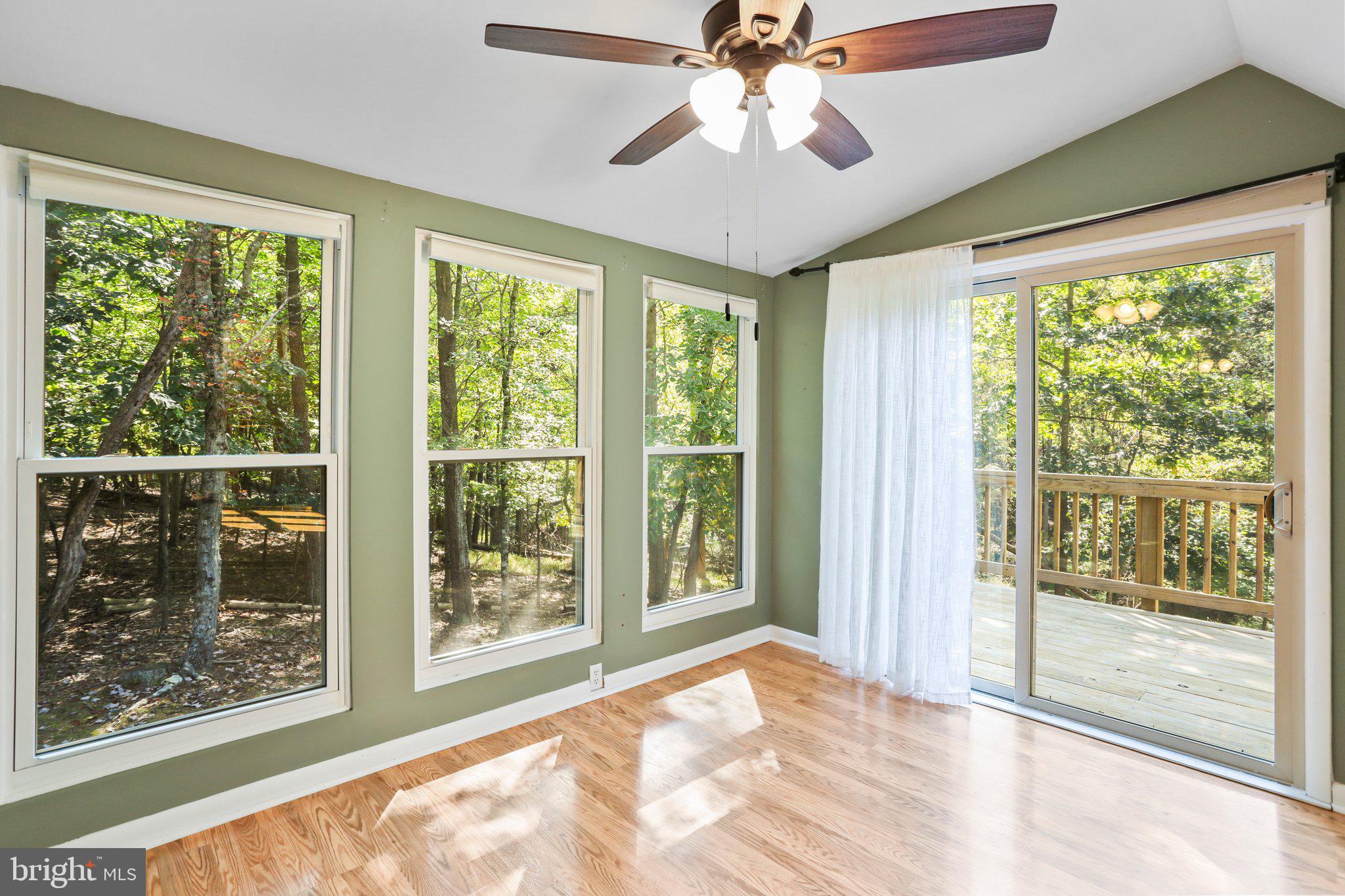 THE WOODS - Residential