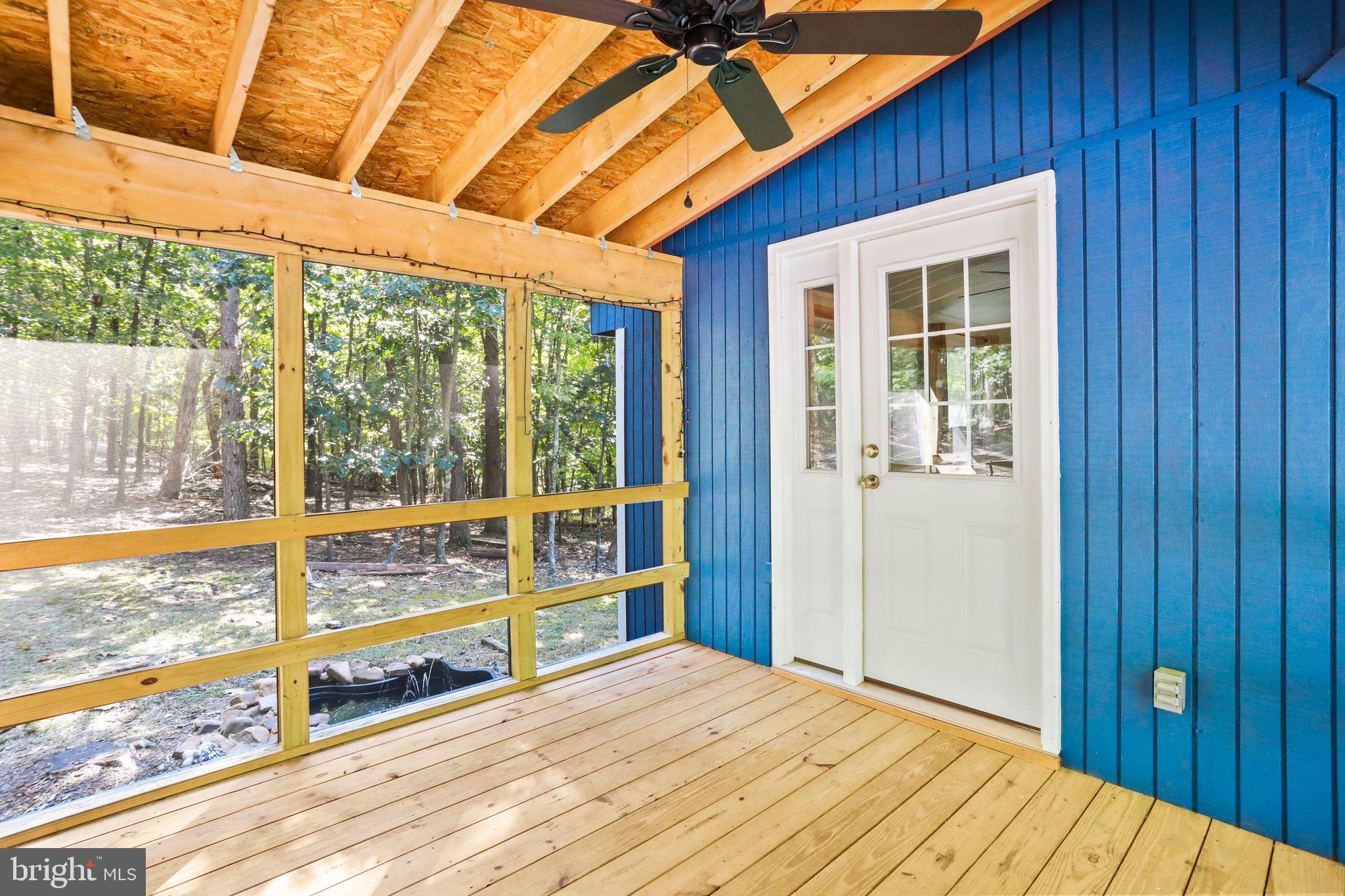 THE WOODS - Residential