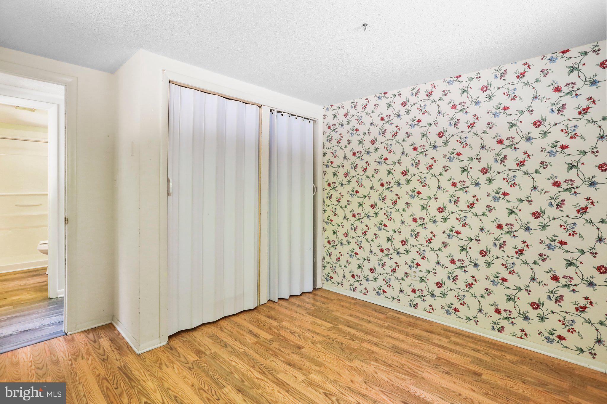 THE WOODS - Residential