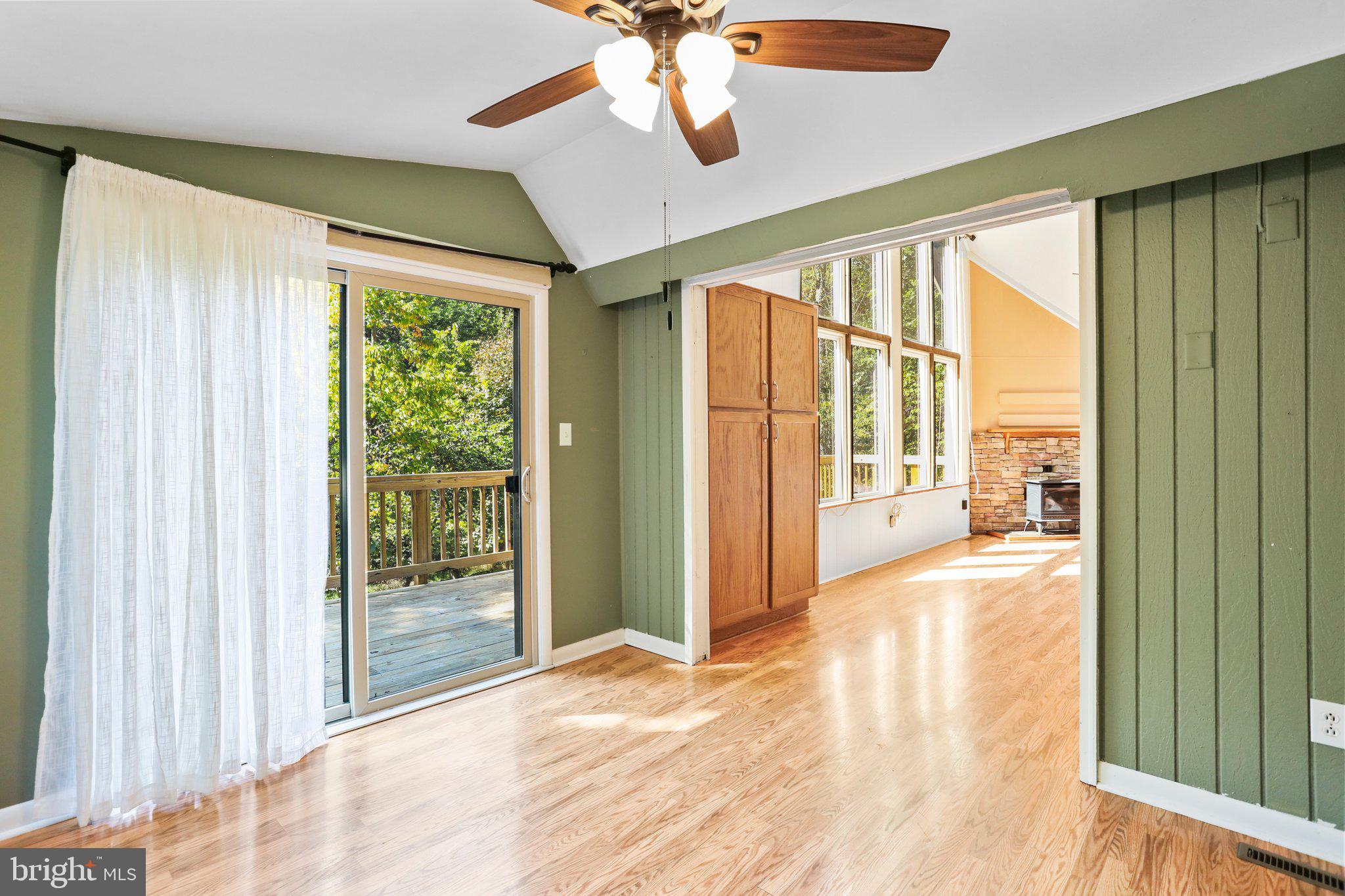 THE WOODS - Residential