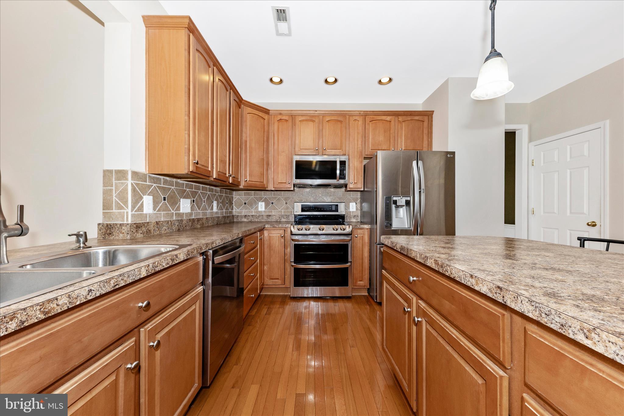 FLETCHER'S GROVE - Residential