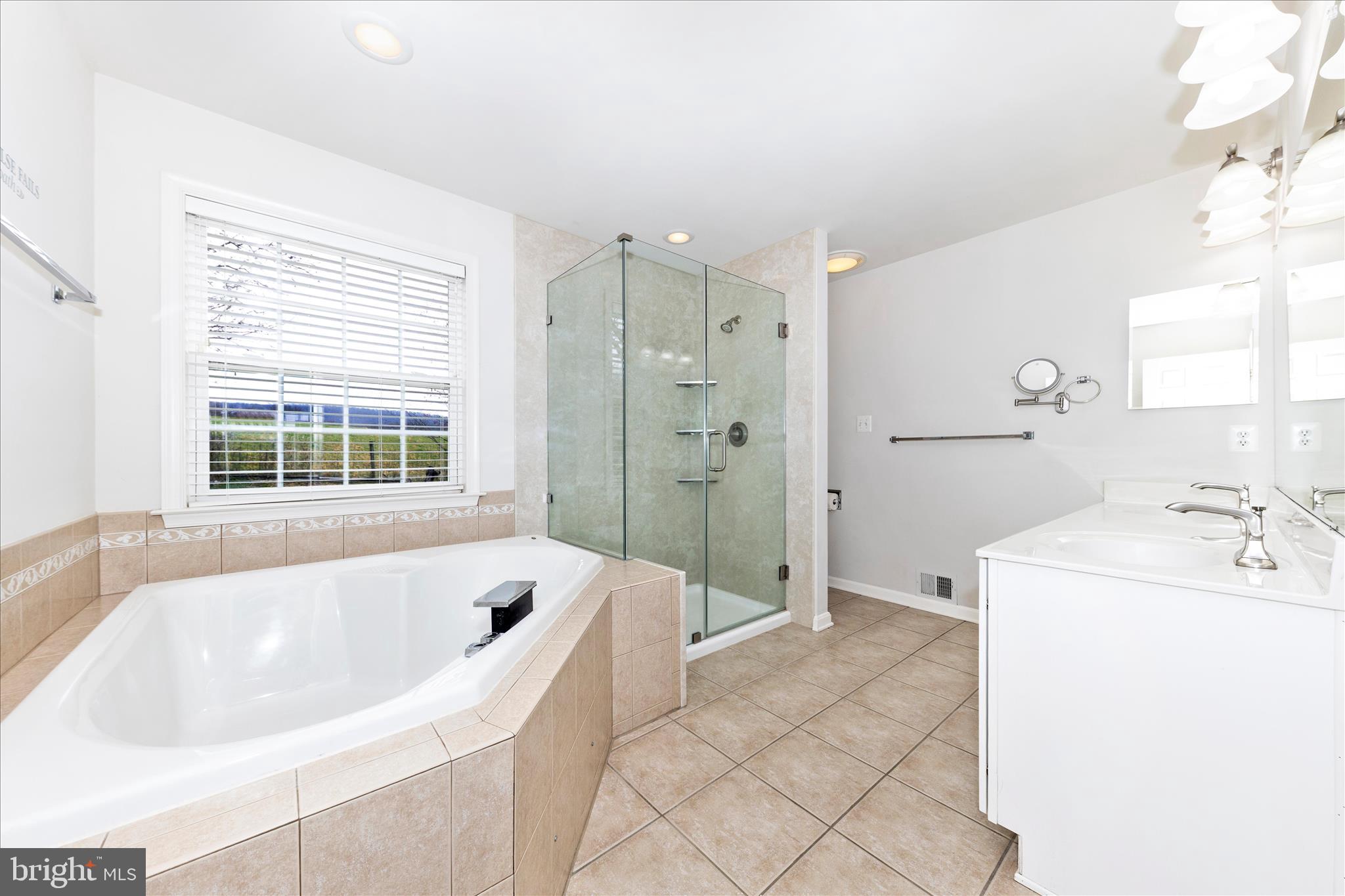 FLETCHER'S GROVE - Residential