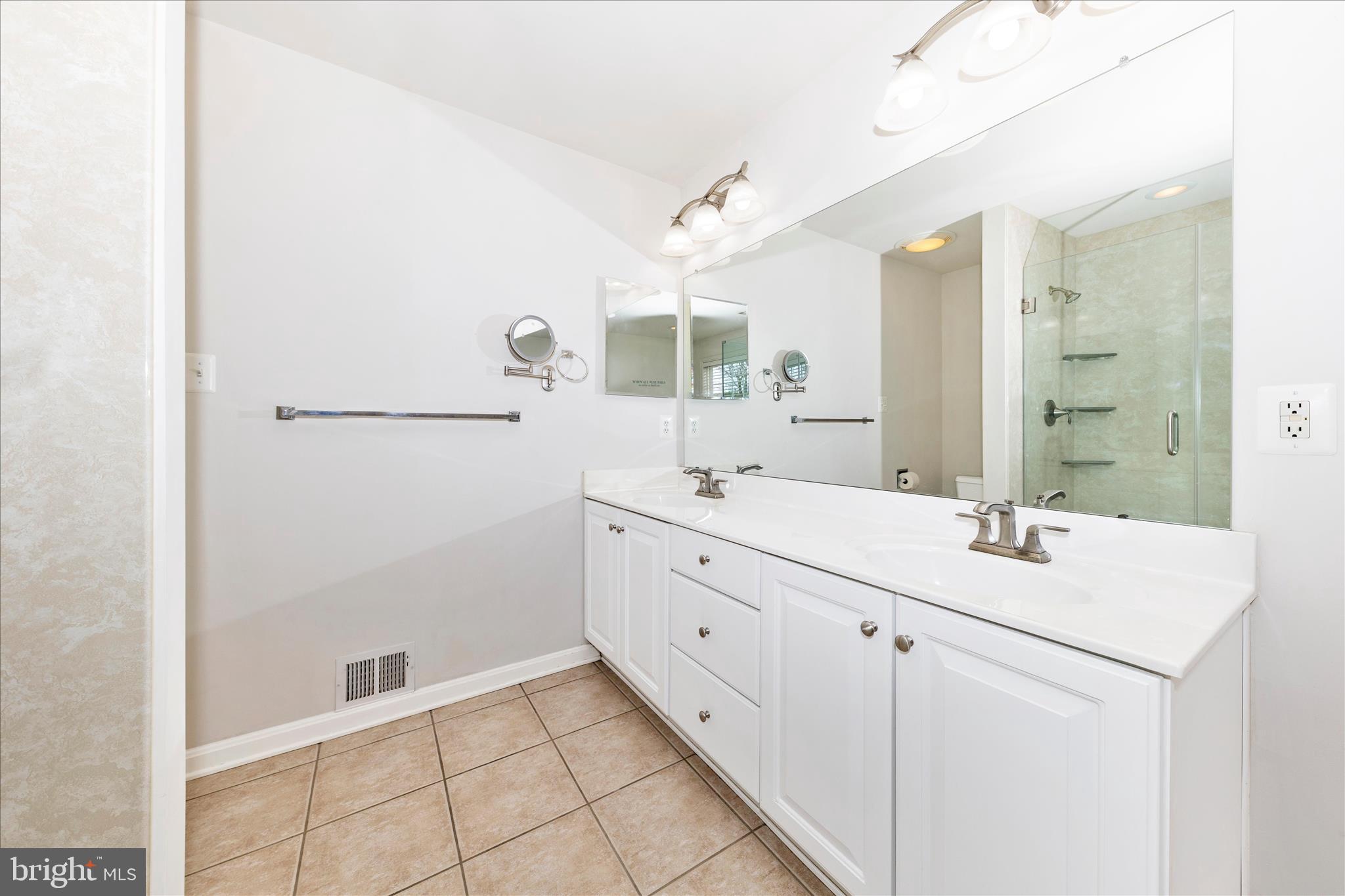 FLETCHER'S GROVE - Residential