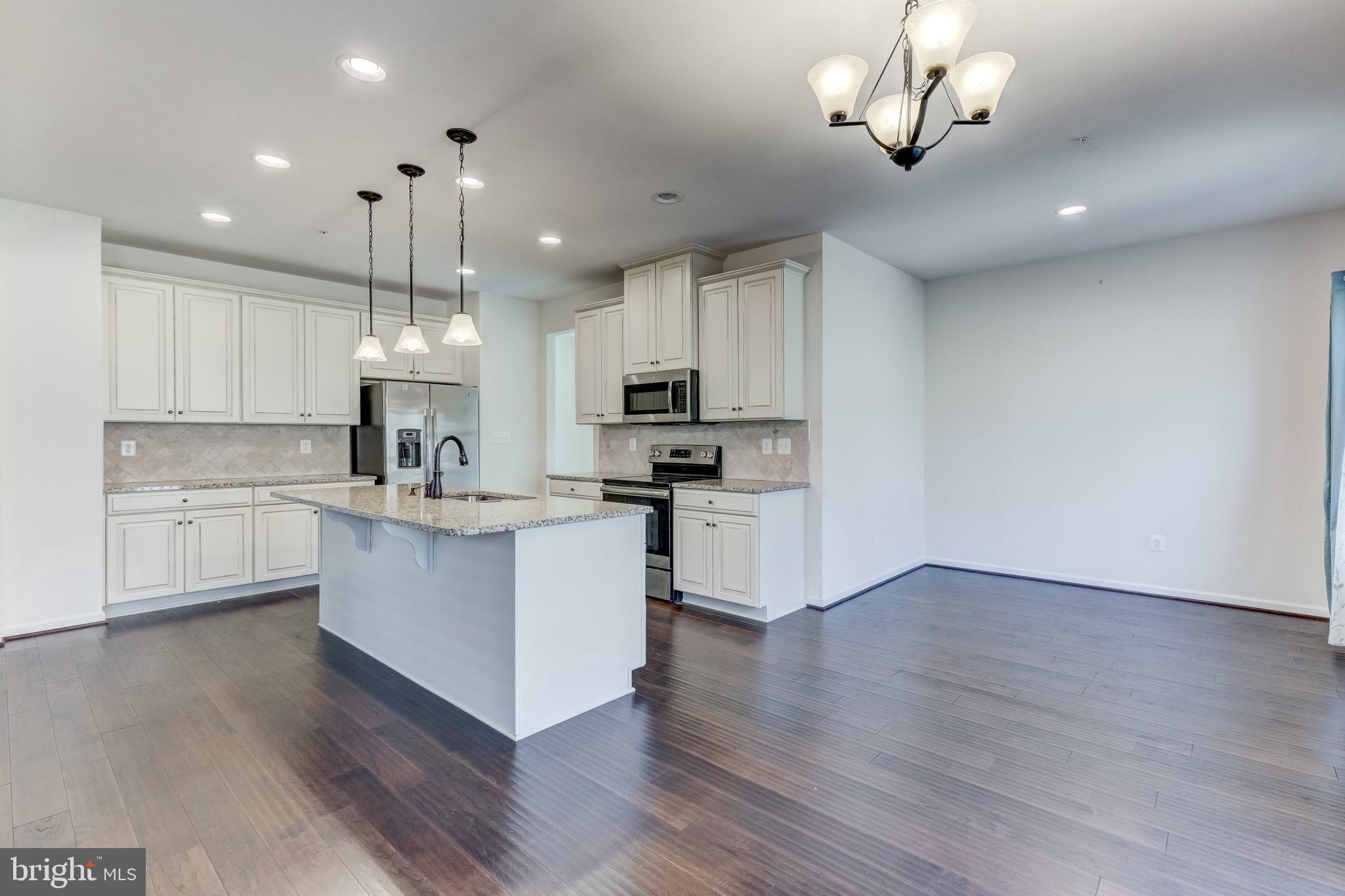 FIELDCREST - Residential