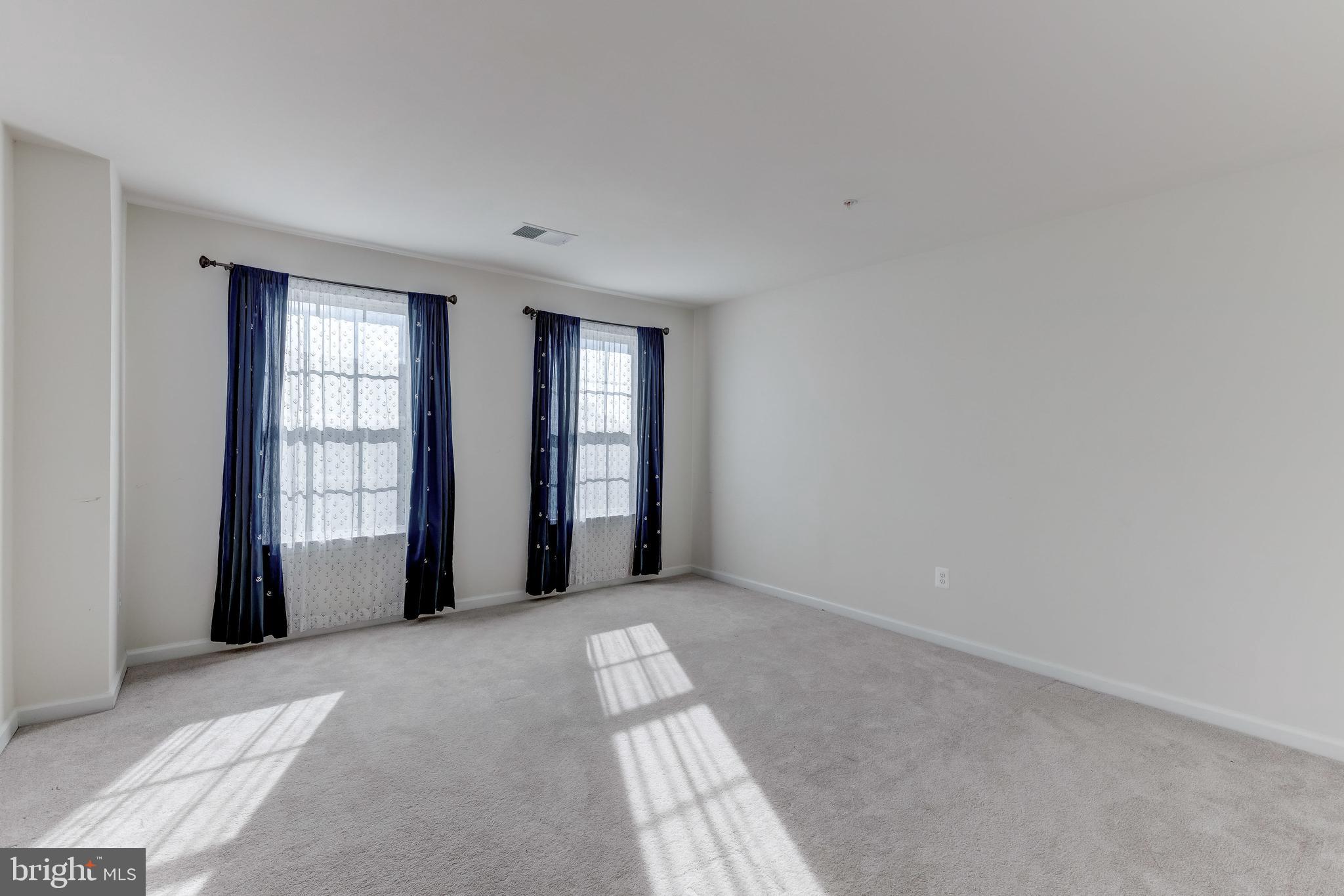 FIELDCREST - Residential