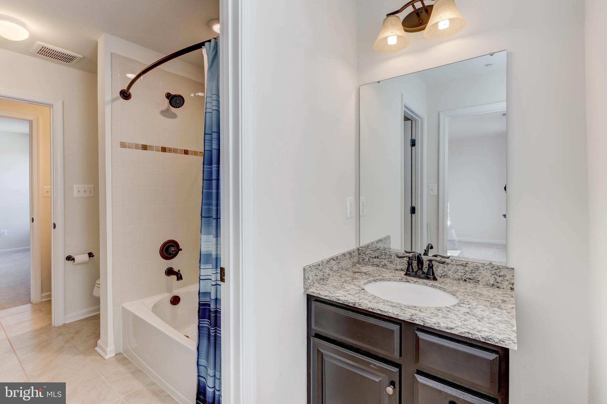 FIELDCREST - Residential