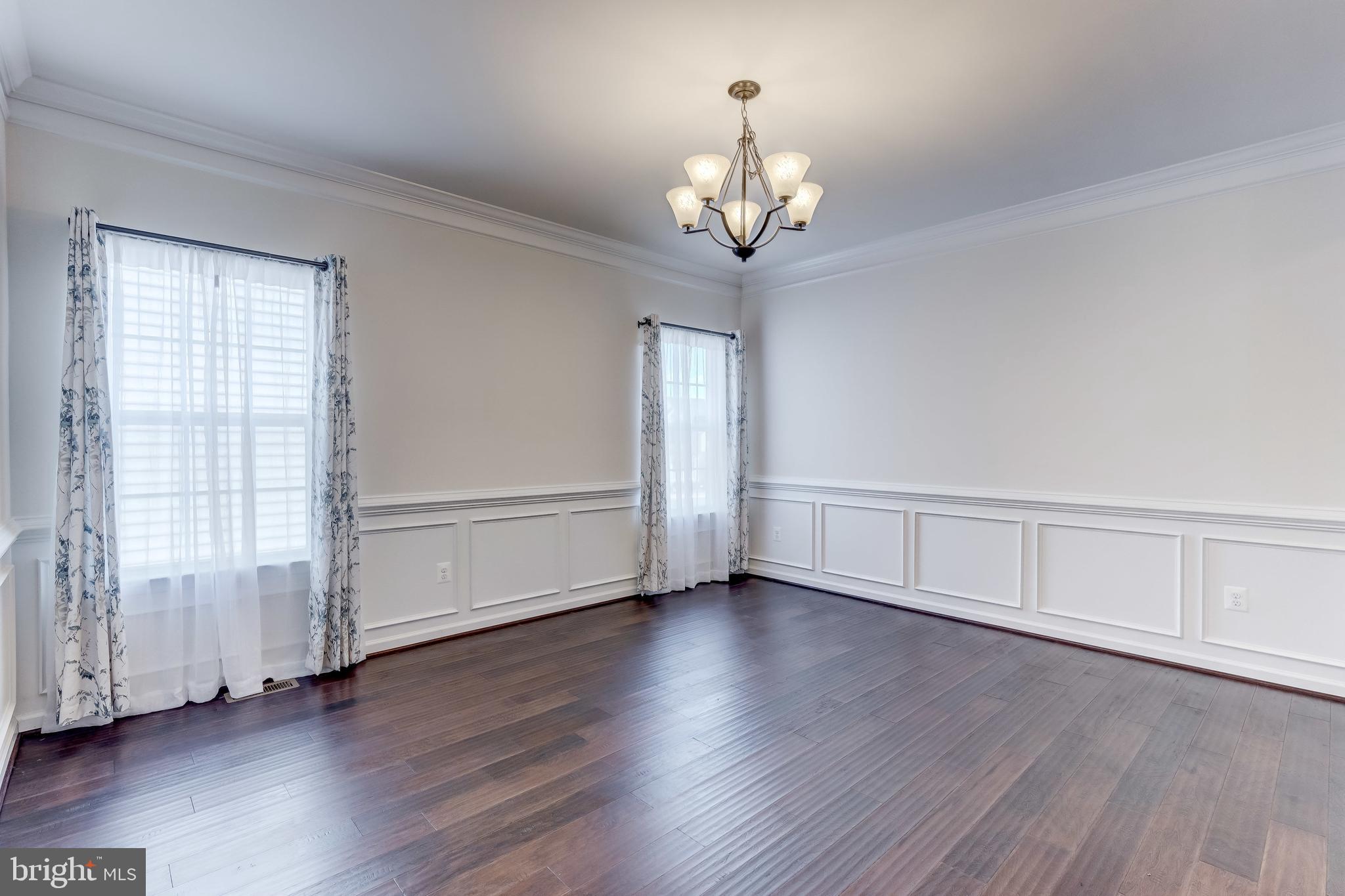 FIELDCREST - Residential