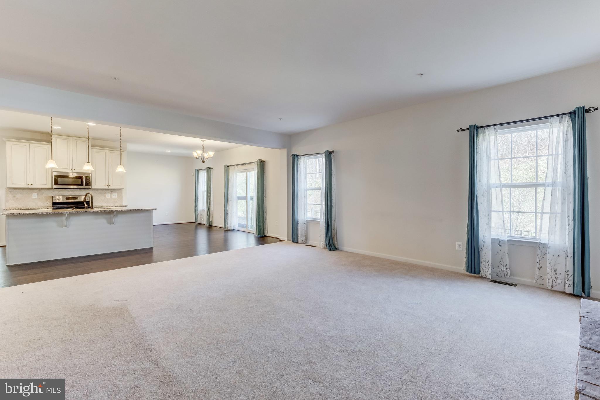 FIELDCREST - Residential