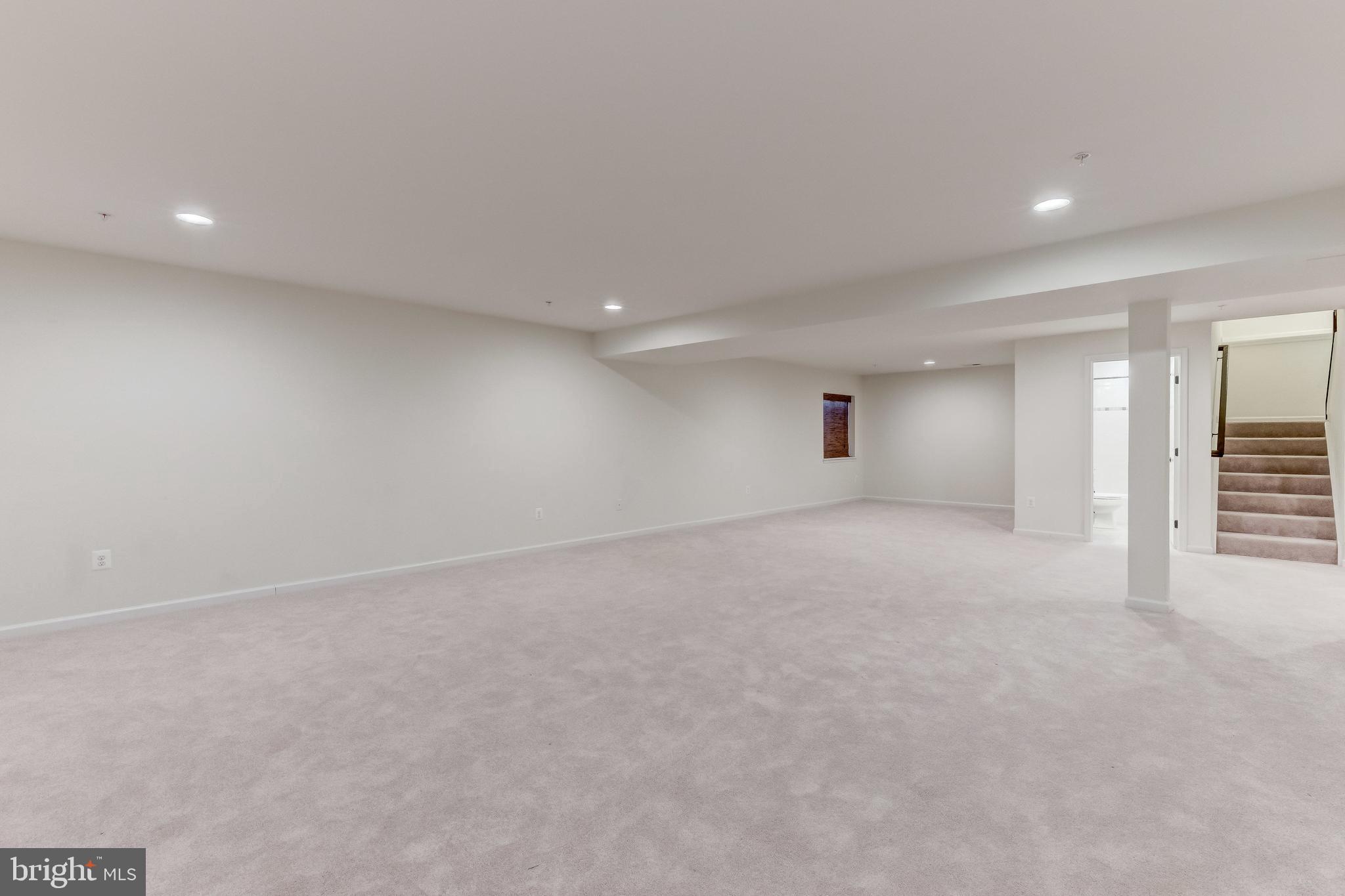 FIELDCREST - Residential