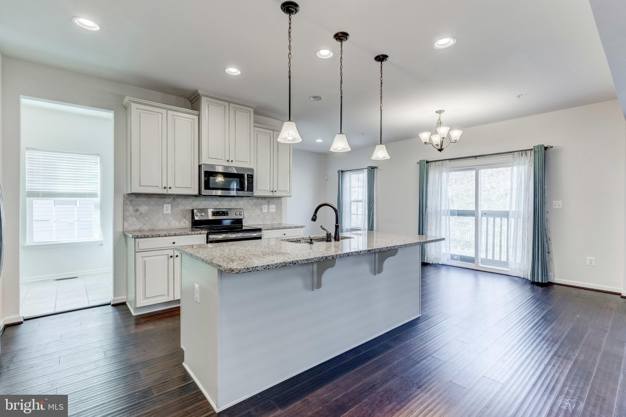 FIELDCREST - Residential