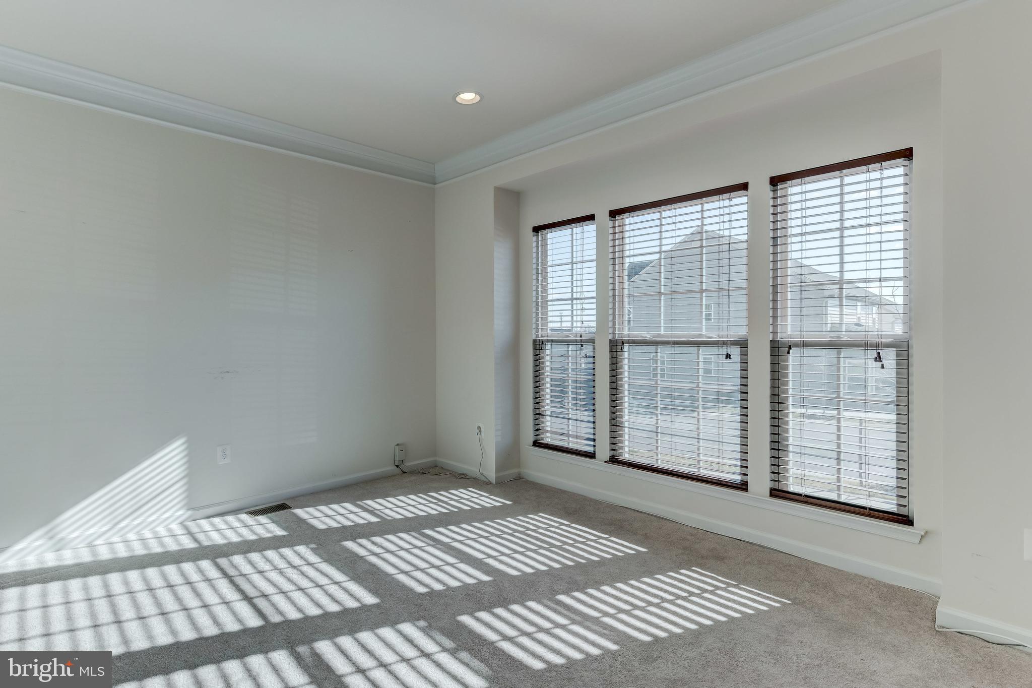 FIELDCREST - Residential