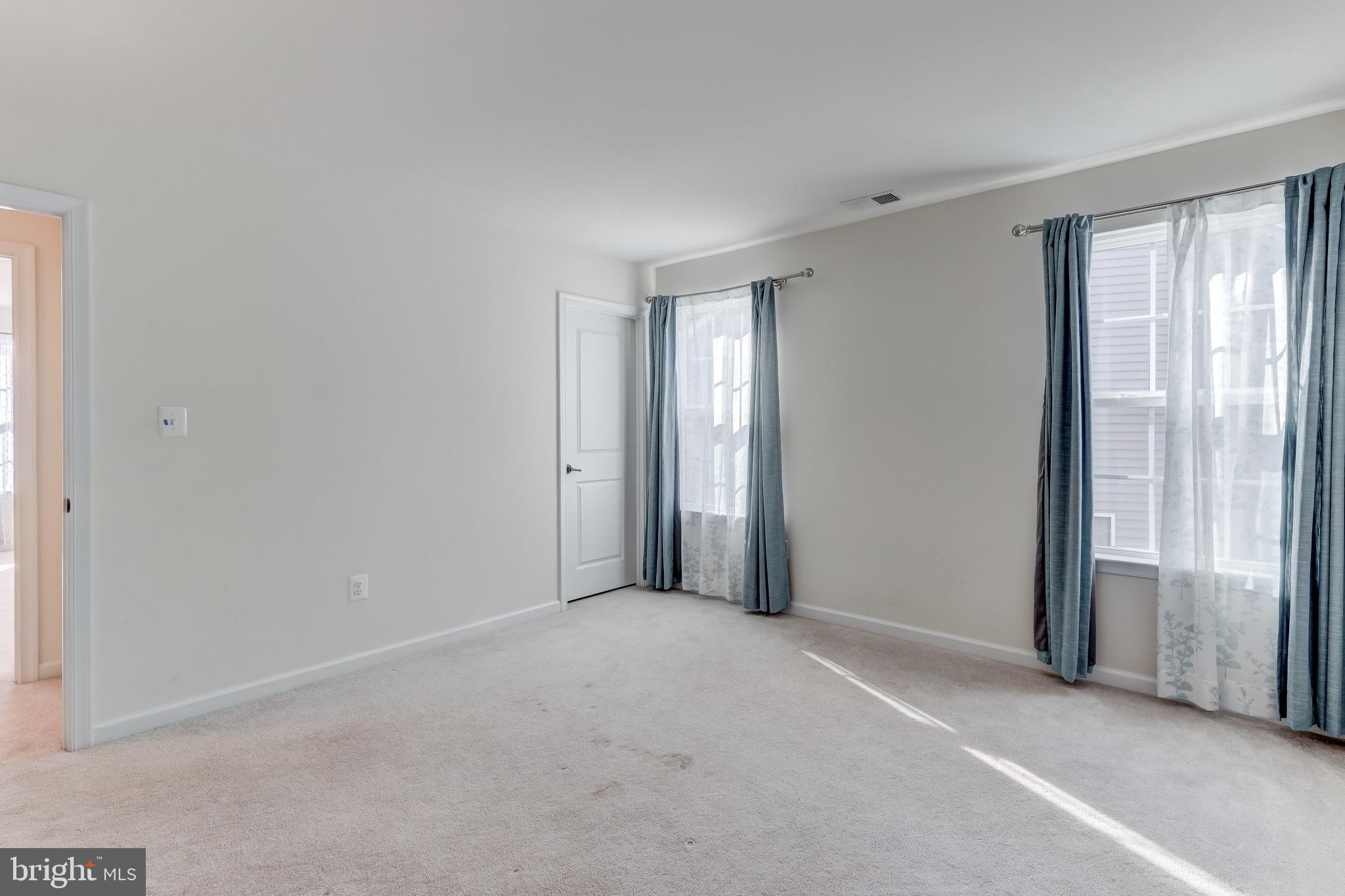 FIELDCREST - Residential