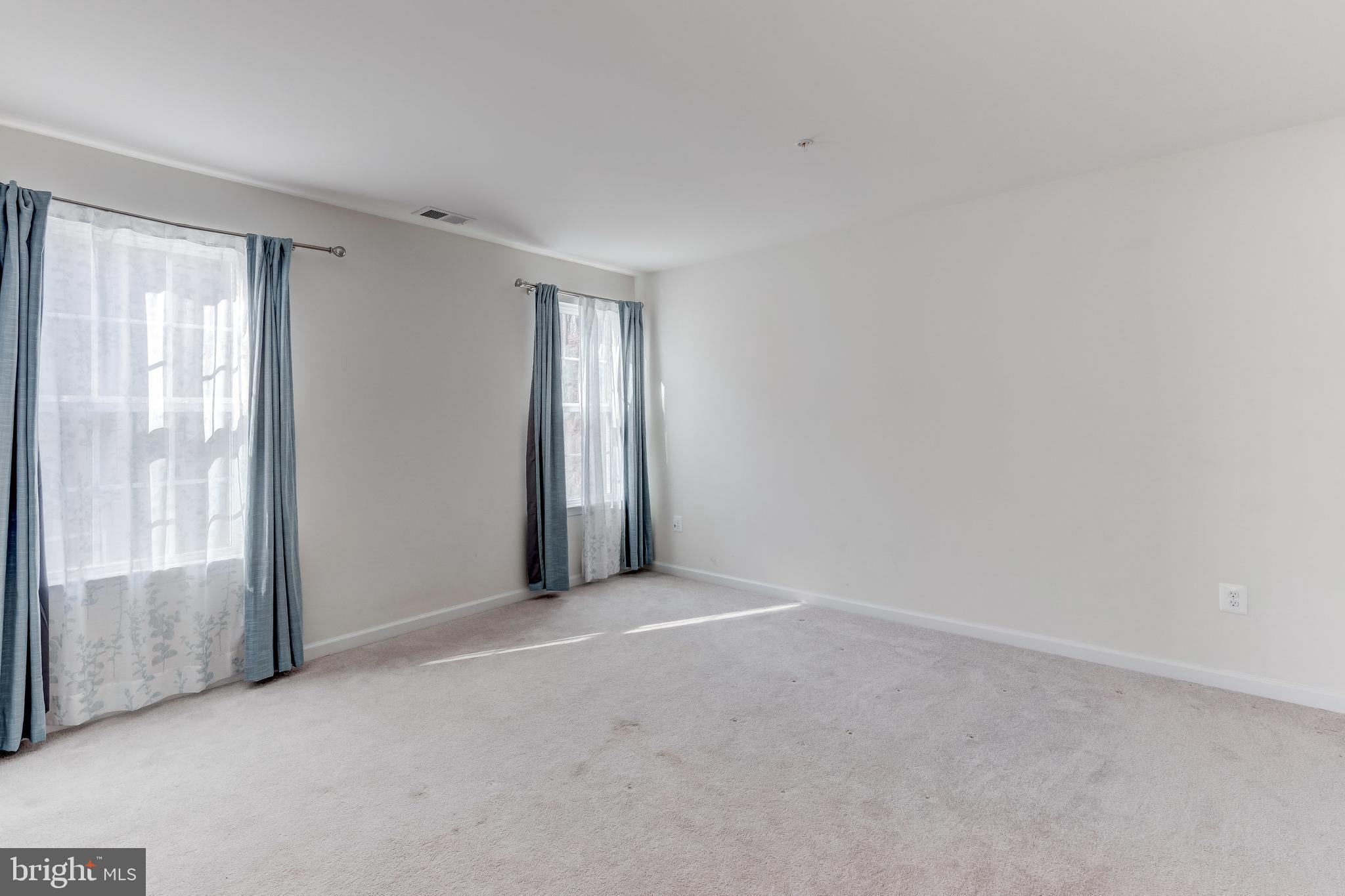 FIELDCREST - Residential