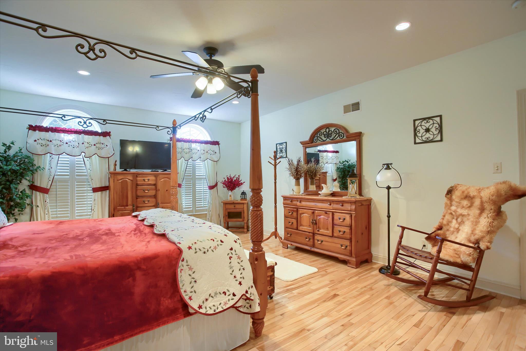 HUNT CLUB - Residential