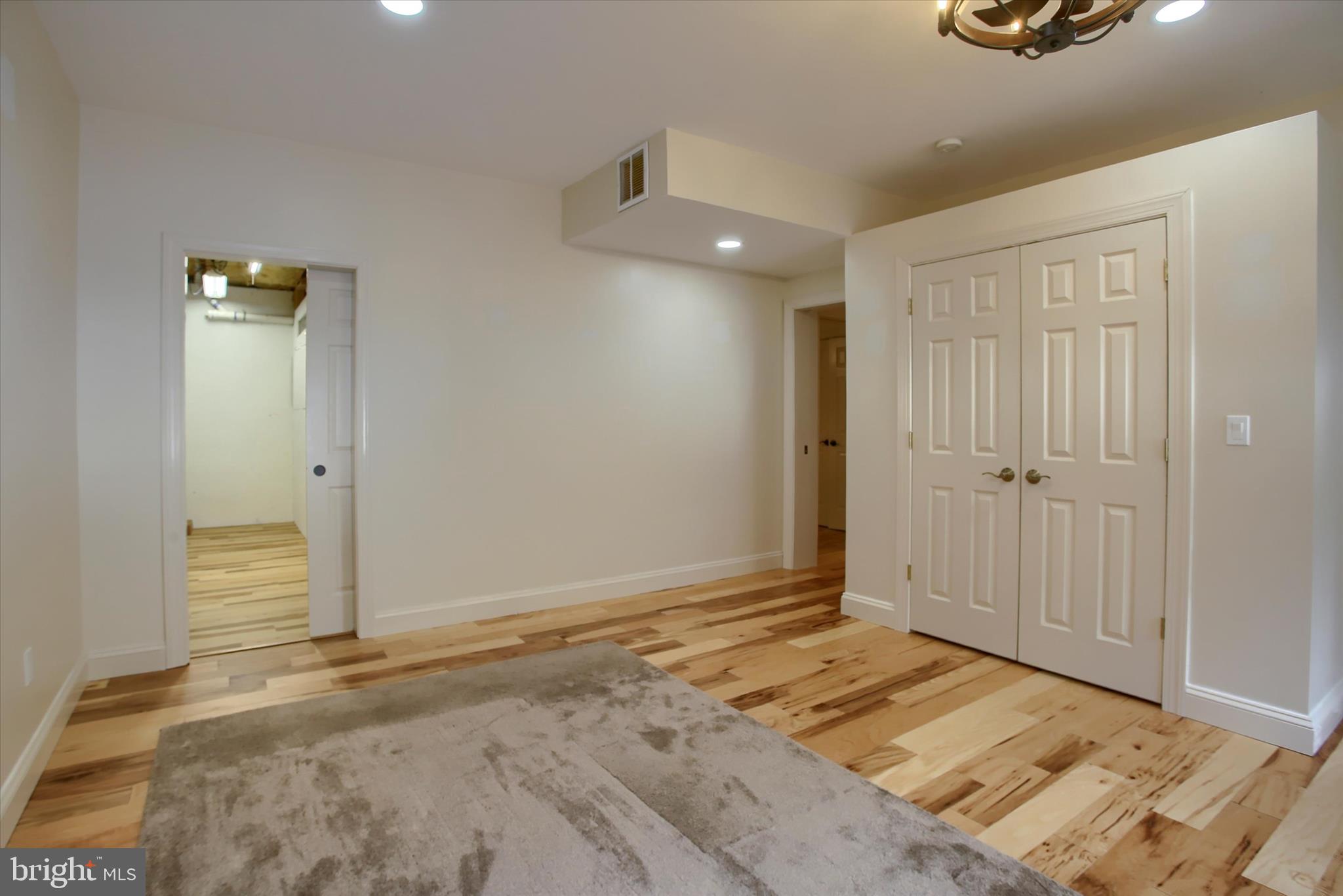 HUNT CLUB - Residential