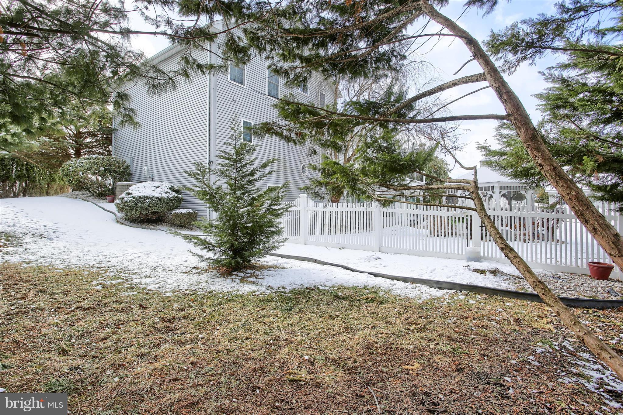 HUNT CLUB - Residential