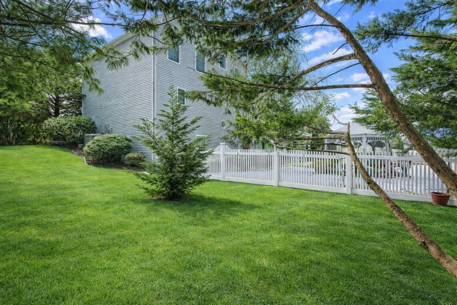 HUNT CLUB - Residential