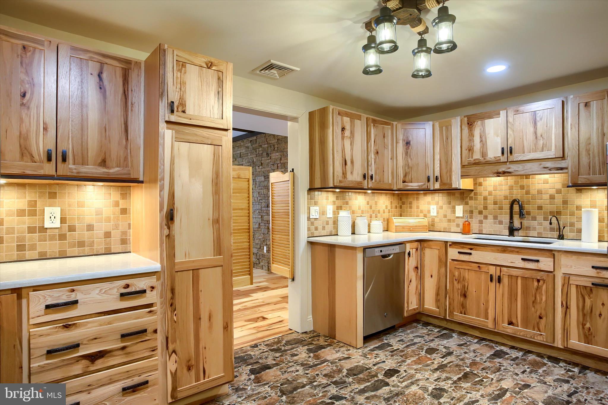 HUNT CLUB - Residential