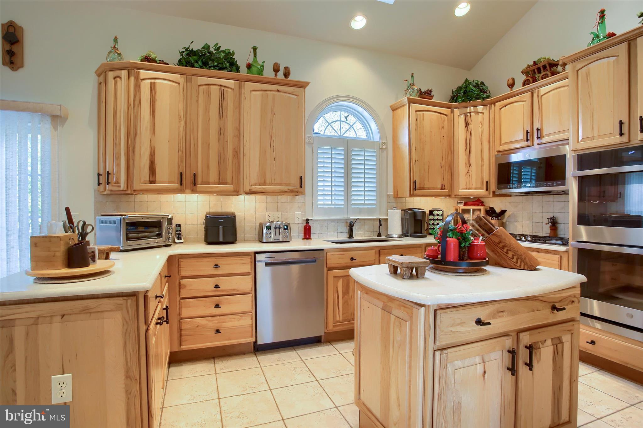 HUNT CLUB - Residential