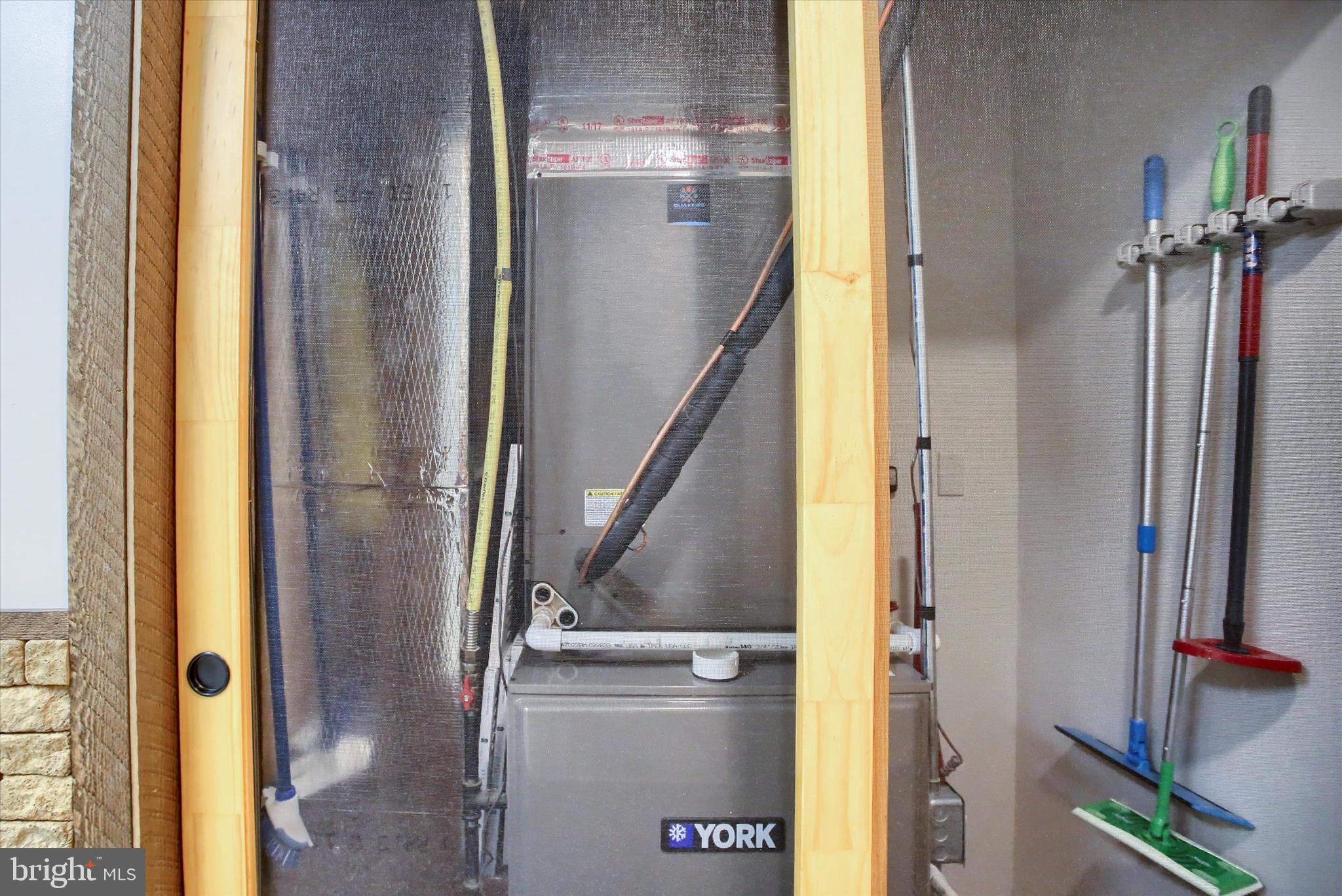 HUNT CLUB - Residential