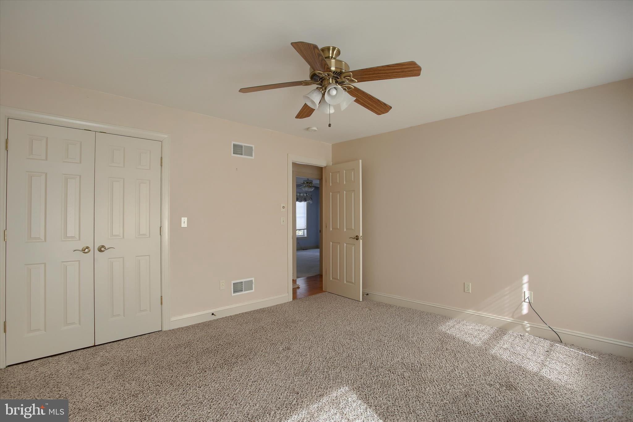 HUNT CLUB - Residential