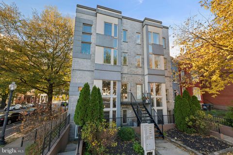 241 R STREET NE A WASHINGTON DC 20002