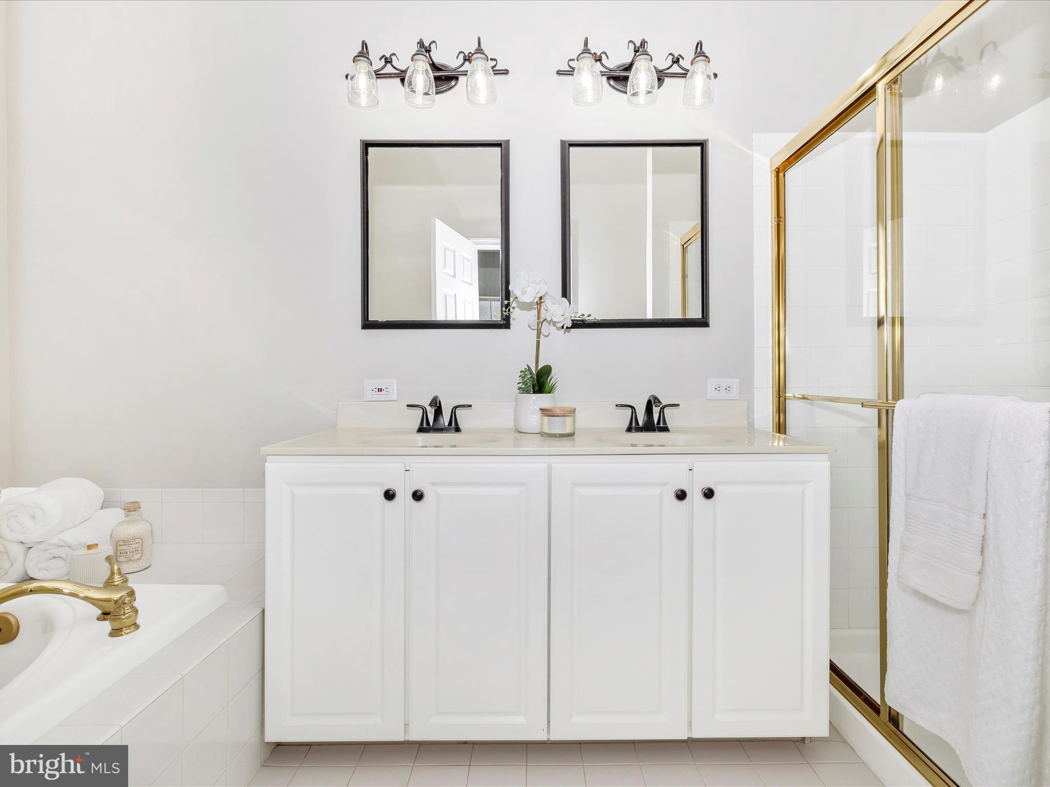 VILLAGES OF URBANA - Residential