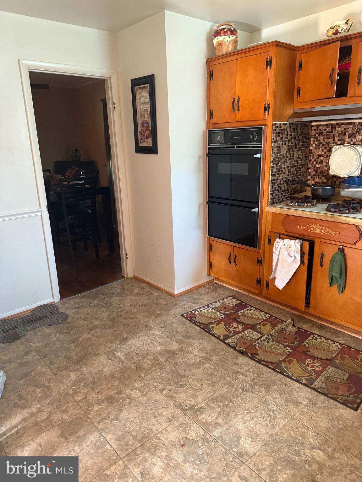 LANHAM WOODS - Residential