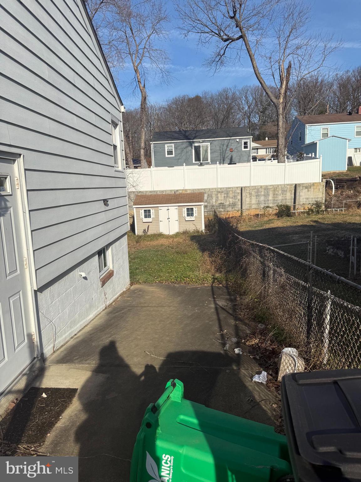 LANHAM WOODS - Residential