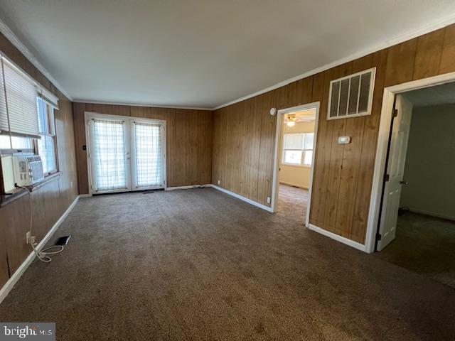 HOLIDAY BEACH - Residential Lease