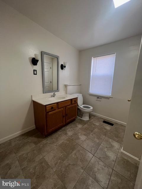 HOLIDAY BEACH - Residential Lease