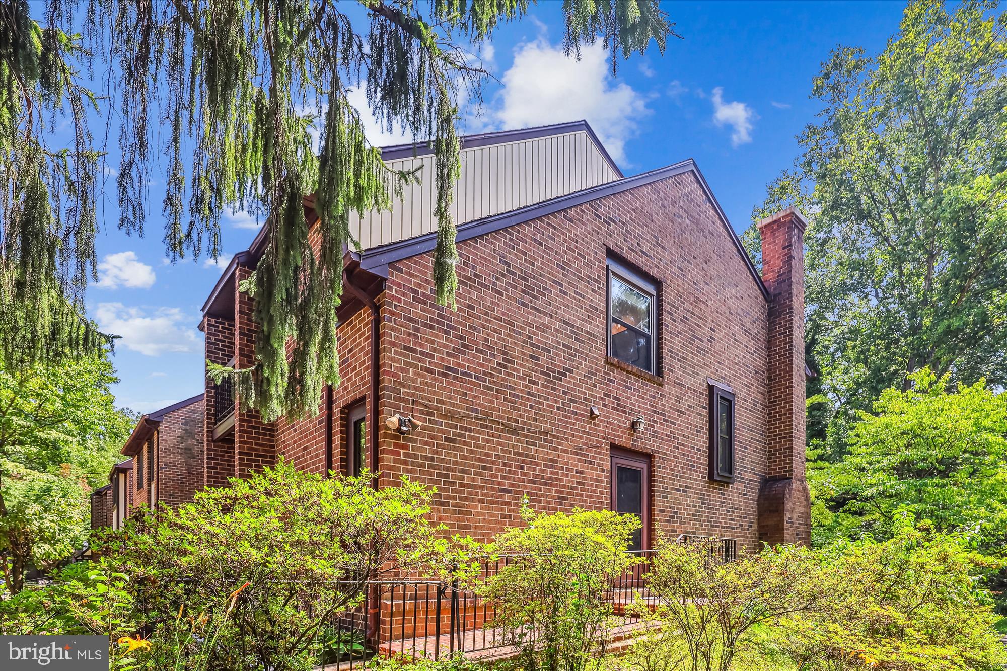 5818 JACKSONS OAK COURT