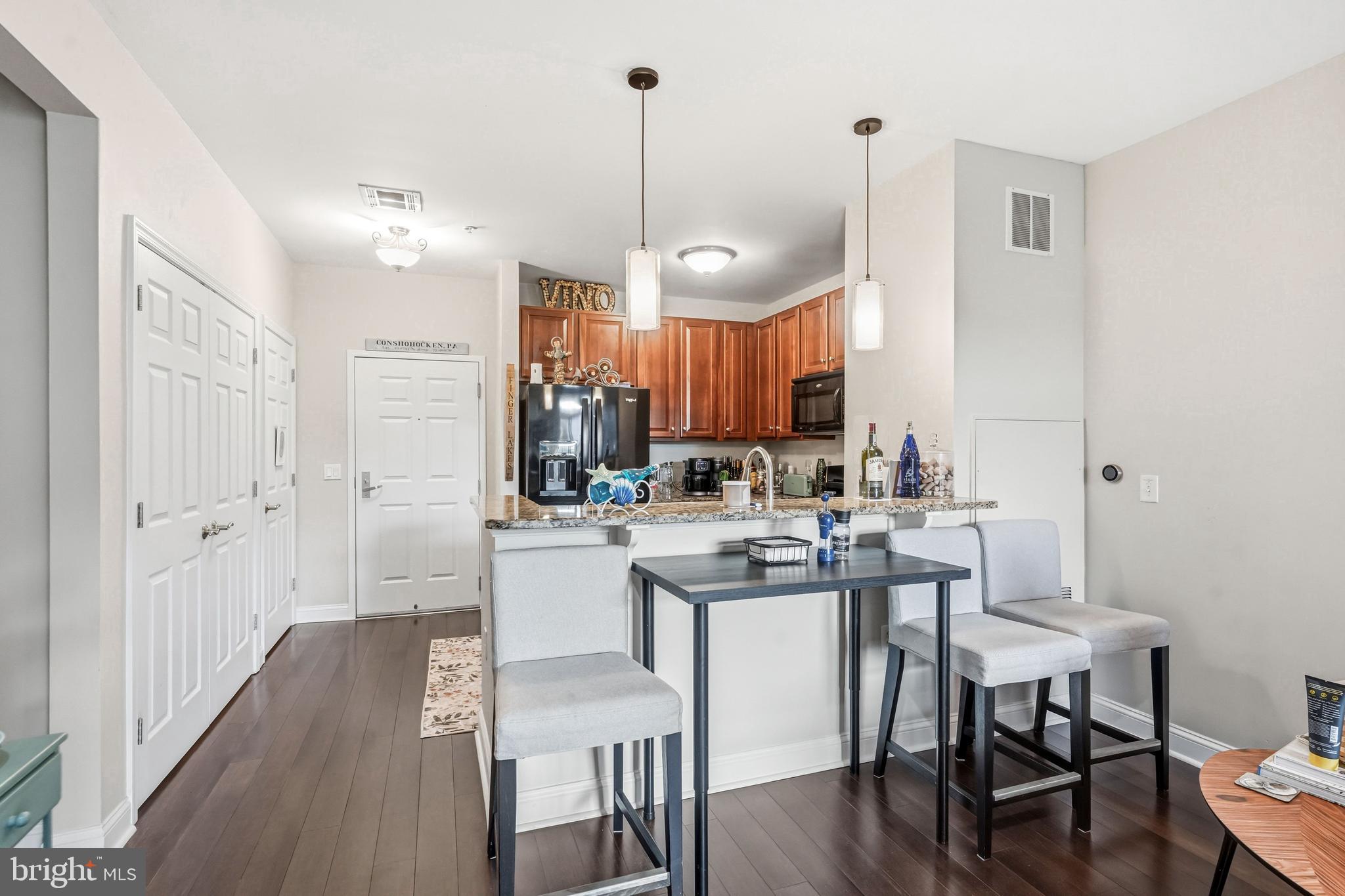 THE GRANDE AT RIVERVIEW - Residential