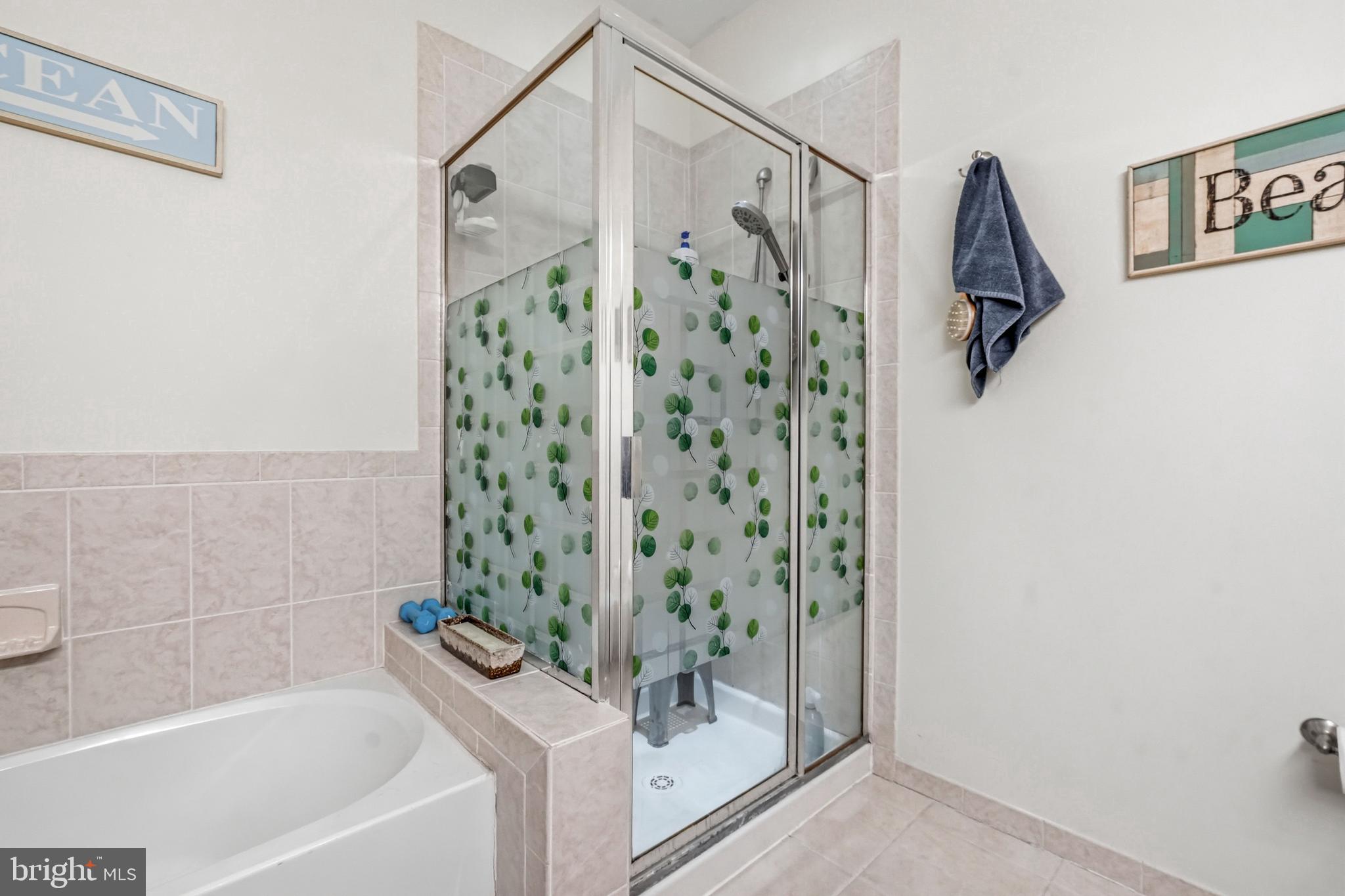 THE GRANDE AT RIVERVIEW - Residential