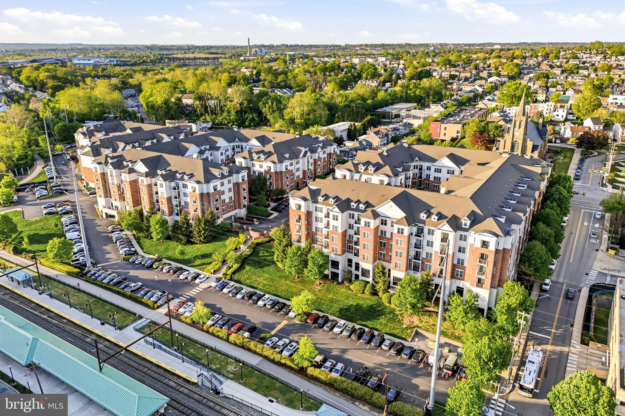 200 W ELM STREET 1327